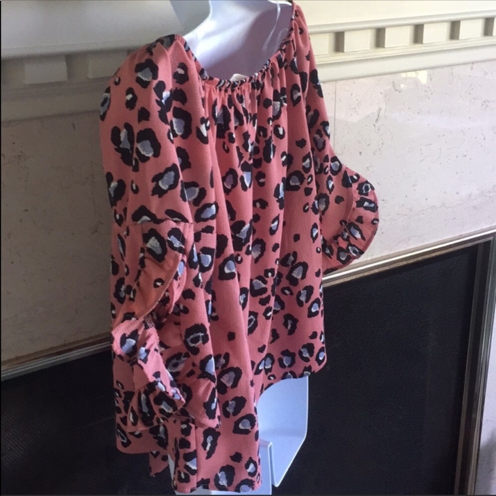 NEW Ruffled Leopard Print Blouse - Picture 6 of 6